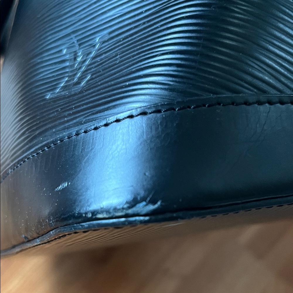 LV | Black | Handbag - Picture 3 of 5
